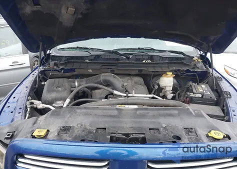 2015 Ram 1500 Sport z USA, uszkodzony, nr VIN 1C6RR7HT6FS681936